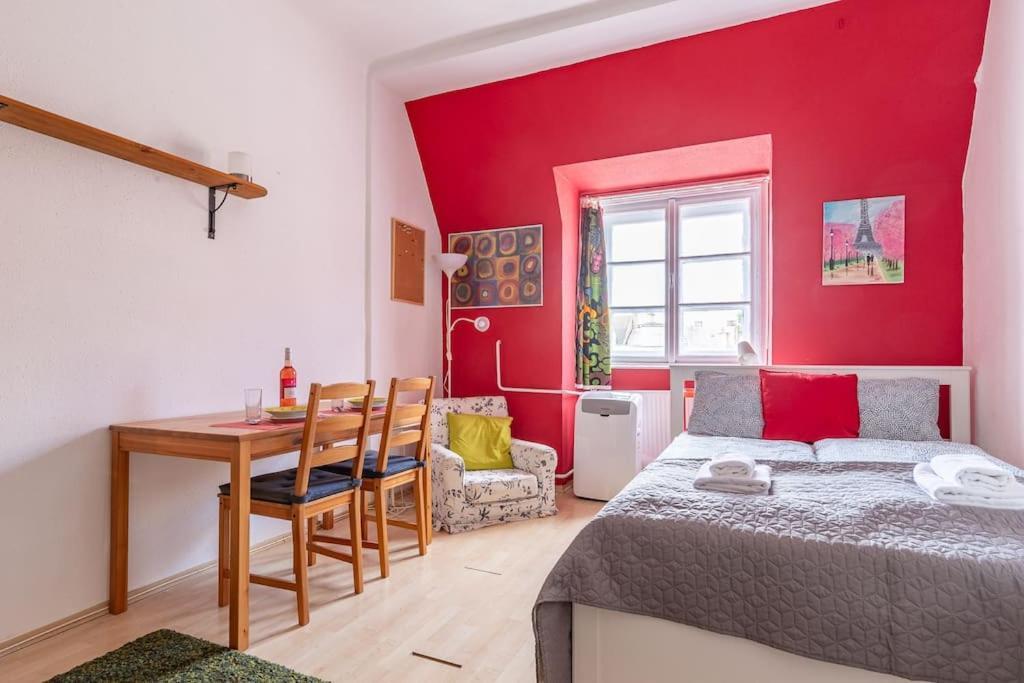 Nyugati Nest Apartment Budapest